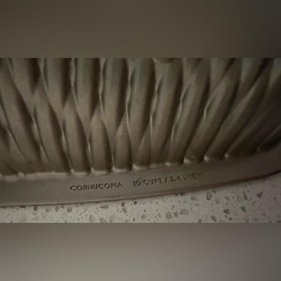 Nordic Ware Cornucopia Nonstick Cast Aluminum Baking Pan - Picture 4 of 4